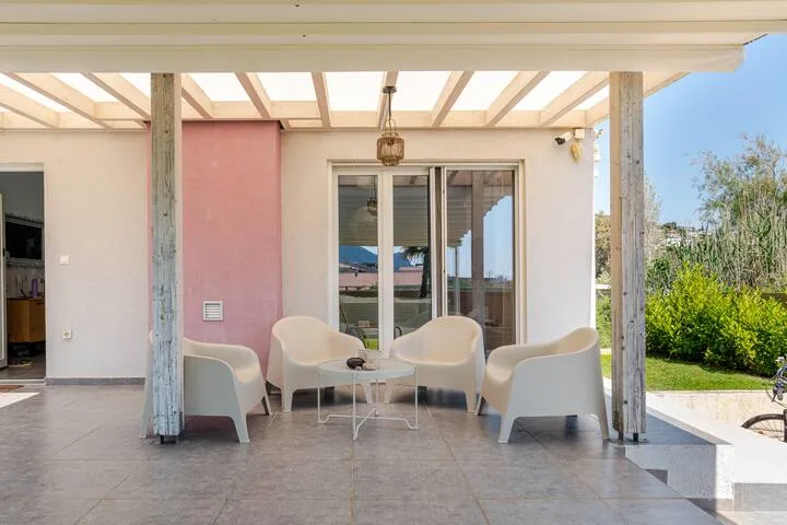 The pergola — our guests' favourite spot for sundown drinks