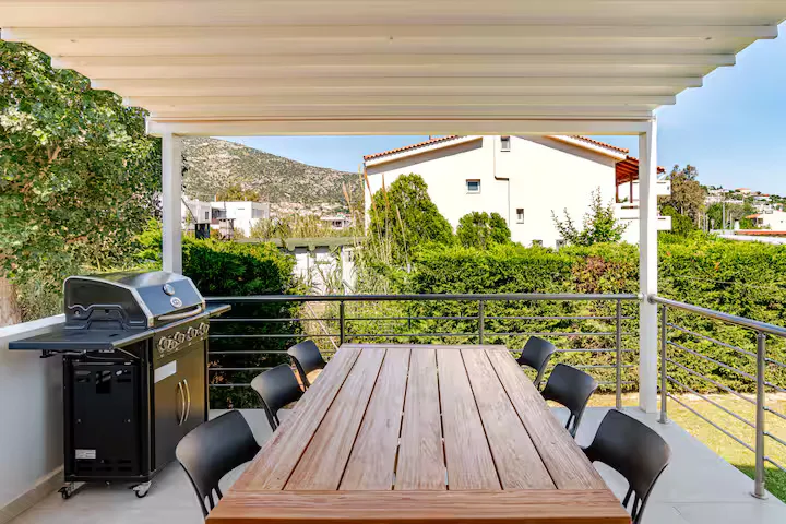 GS-Vibes Villa in Porto Rafti